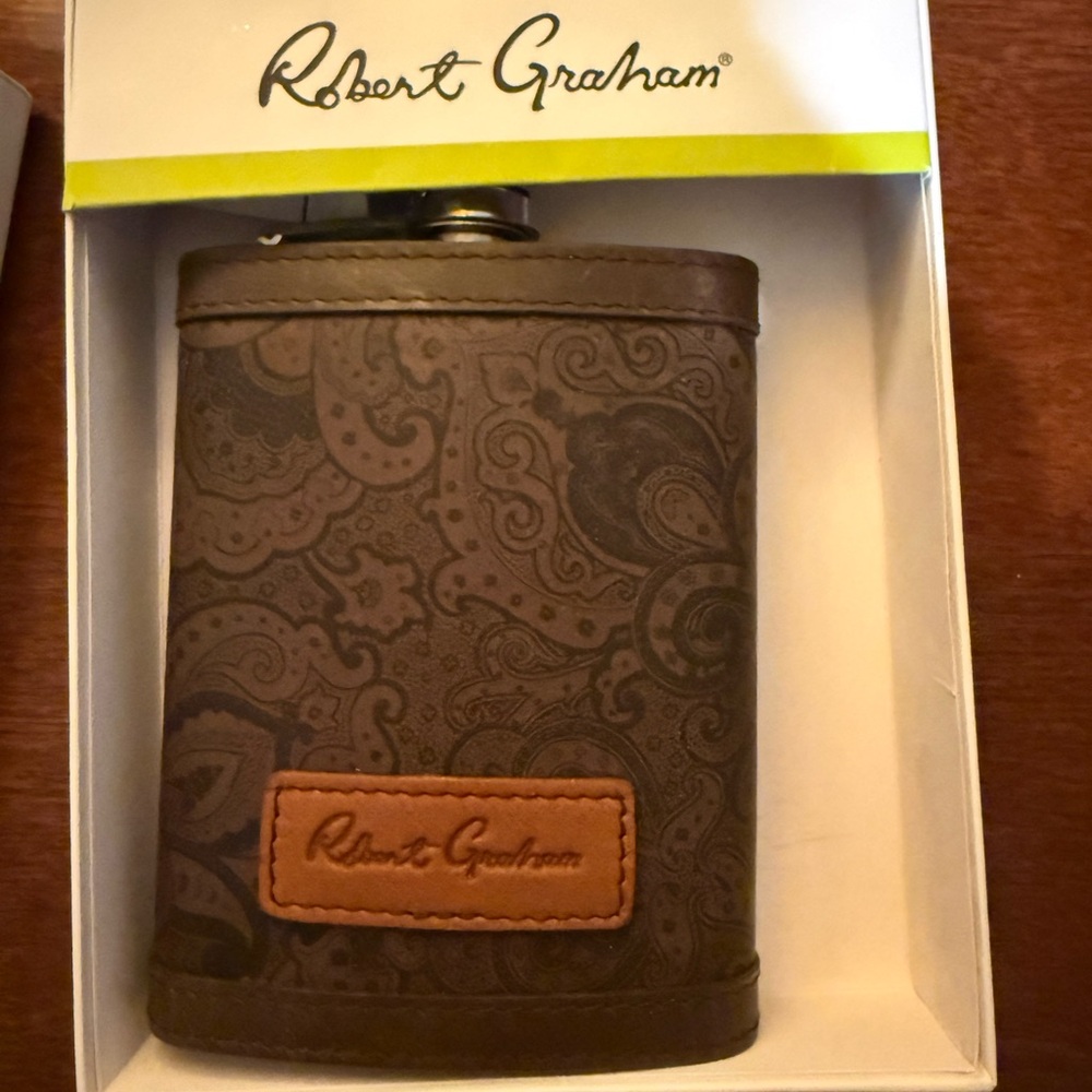 Robert Graham Cream Box with Black Logo